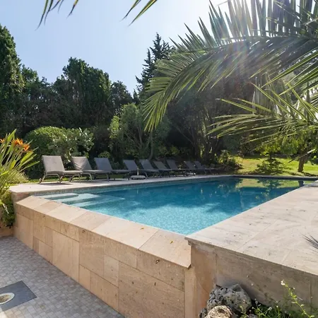 Cap D'antibes- Seafront - Swimming Pool -ac بيت للعطل أنتيب