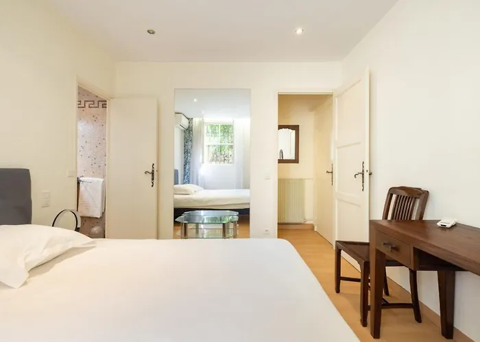 Cap D'antibes- Seafront - Swimming Pool -ac Ferienhaus *