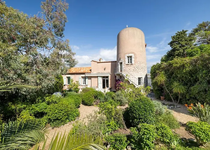 Ferienhaus Cap D'antibes- Seafront - Swimming Pool -ac *
