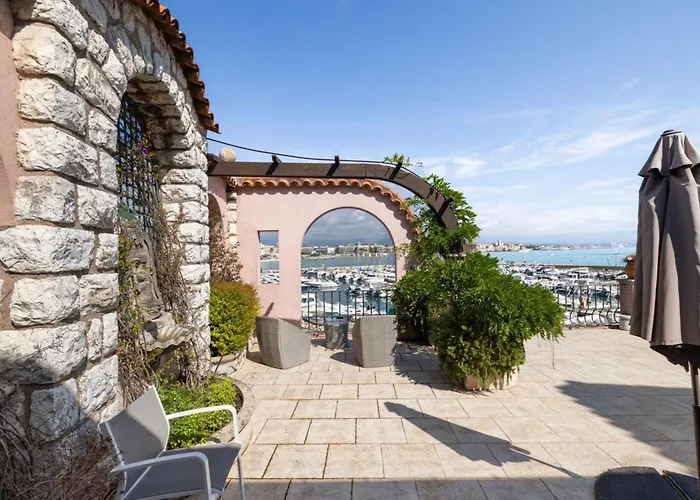 Cap D'antibes- Seafront - Swimming Pool -ac Ferienhaus Antibes